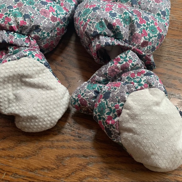 Baby Gap floral ColdControl down snowsuit 0-6month - Picture 6 of 7